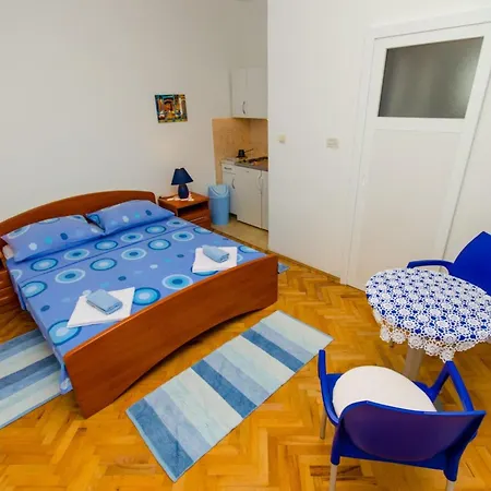 Ivana Tr -studio With Terrace A2 Trogir