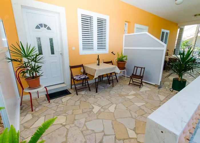 Ivana Tr -studio With Terrace A2 Trogir