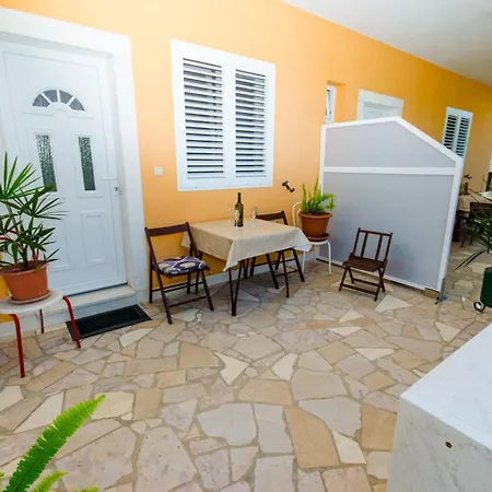 Ivana Tr -studio With Terrace A2 تروغير